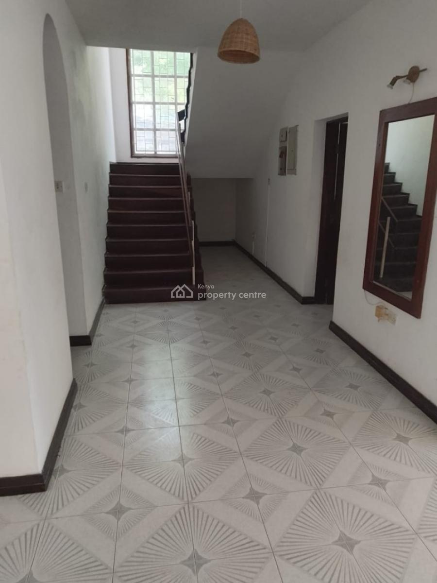4 Bedroom House on a Half Acre a Long Links Road in Mombasa -, Nyali Mombasa, Nyali, Mombasa, Townhouse for Sale