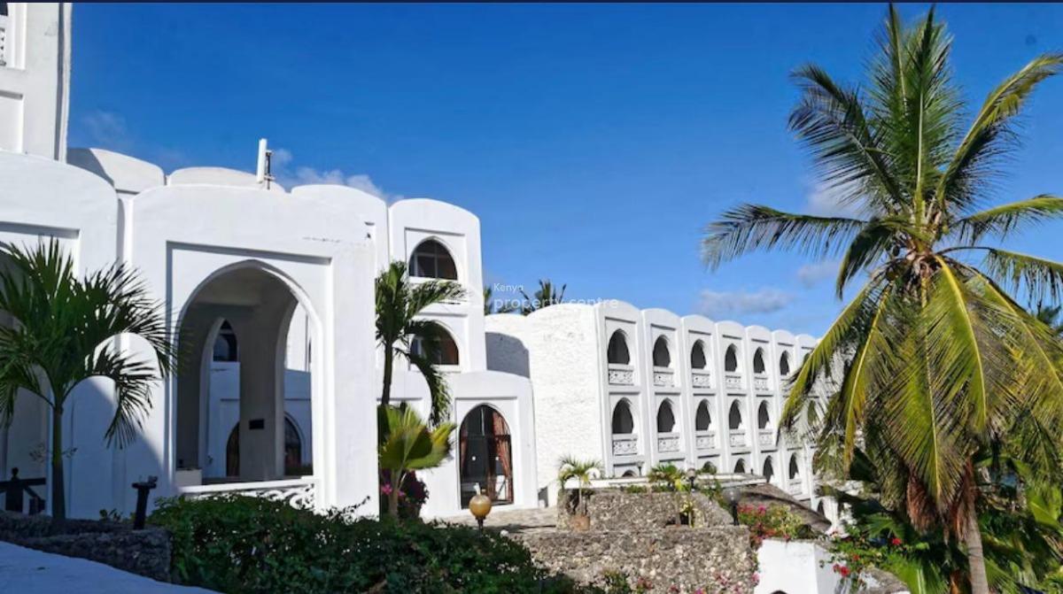 4 Star Beach Hotel with 191 Rooms in Diani Beach-kenyan Coast  Sitting, Ukunda Kwale Diani Beach, Ukunda, Kwale, Hotel / Guest House for Sale