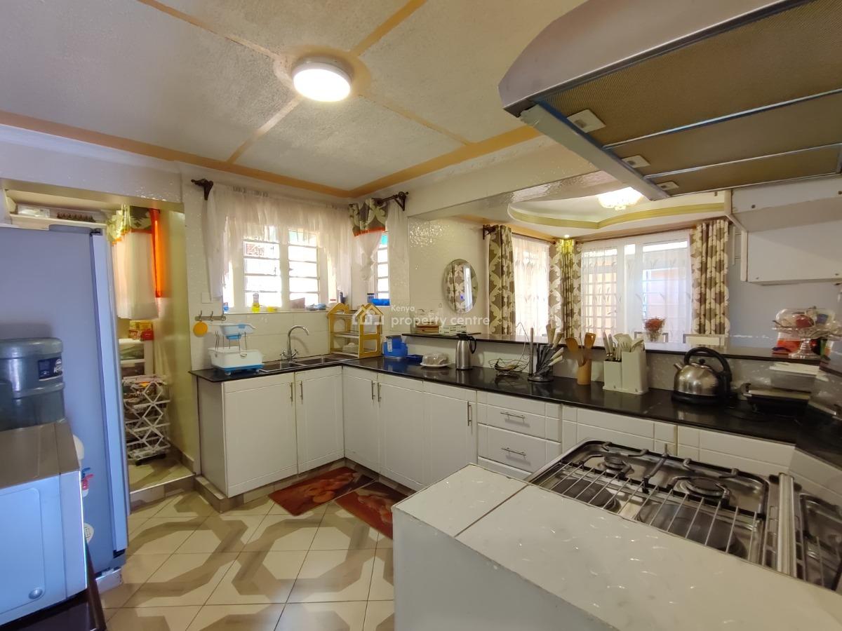 5 Bedroom House with a Family Room All Ensuite Ruiru Kamiti Corner Nea, Ruiru`, Ruiru, Kiambu, Townhouse for Sale