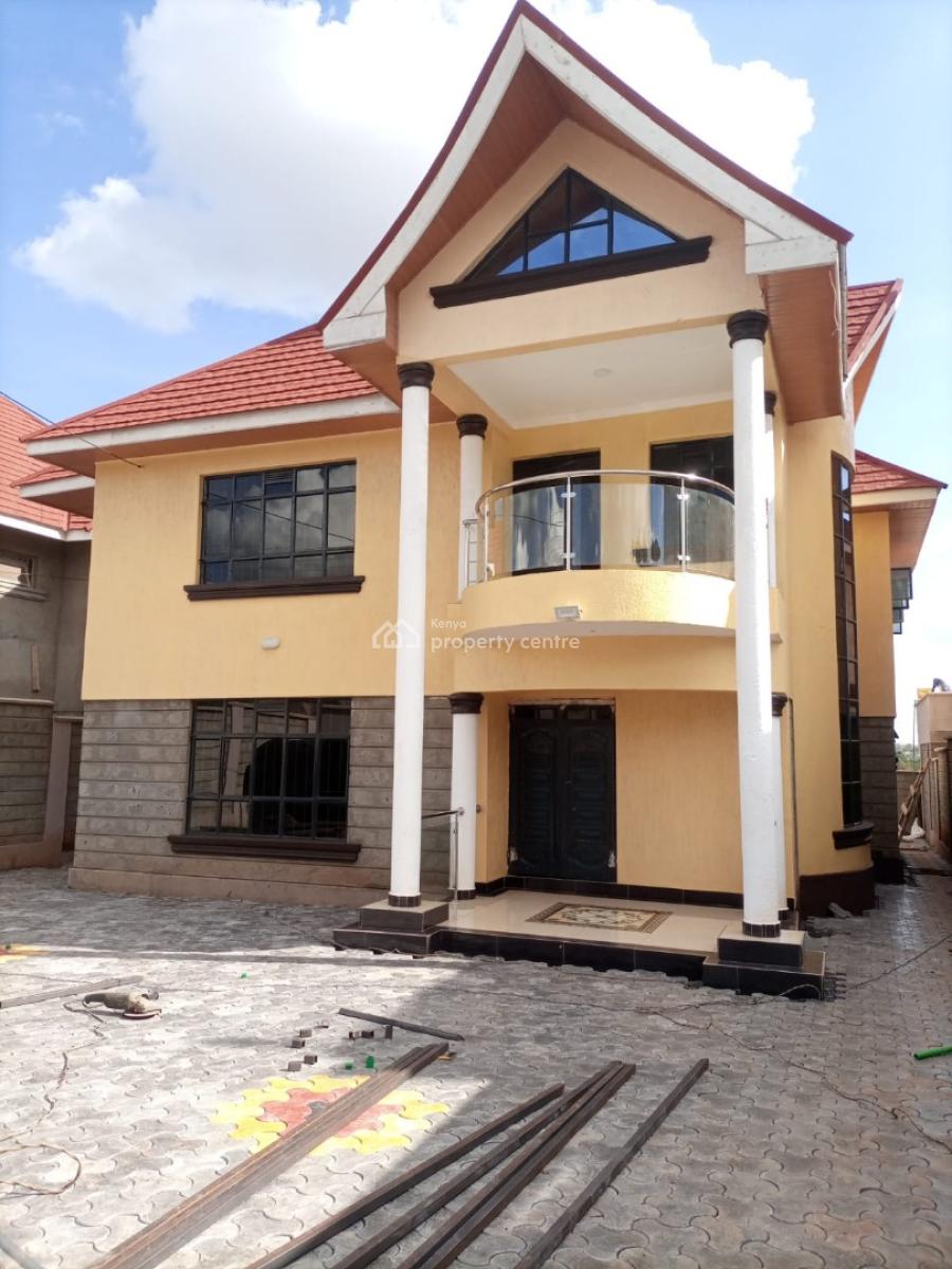 4 Bedroom House for with Sq All En Suite  in a Controlled Estate Ruiru, Ruiru, Ruiru, Kiambu, Townhouse for Sale