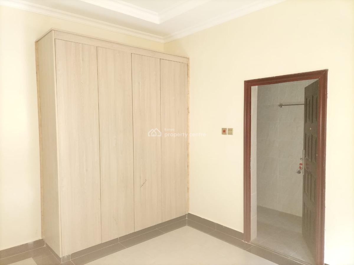 4 Bedroom House for with Sq All En Suite  in a Controlled Estate Ruiru, Ruiru, Ruiru, Kiambu, Townhouse for Sale