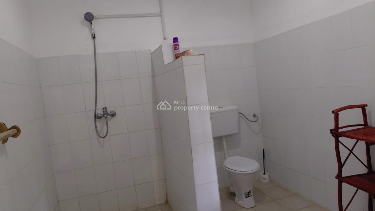 5 Bedroom in Garoda Watamu 1 Acre Plot and Large Swimming Pool Asking, Watamu Garoda, Watamu, Kilifi, Townhouse for Sale