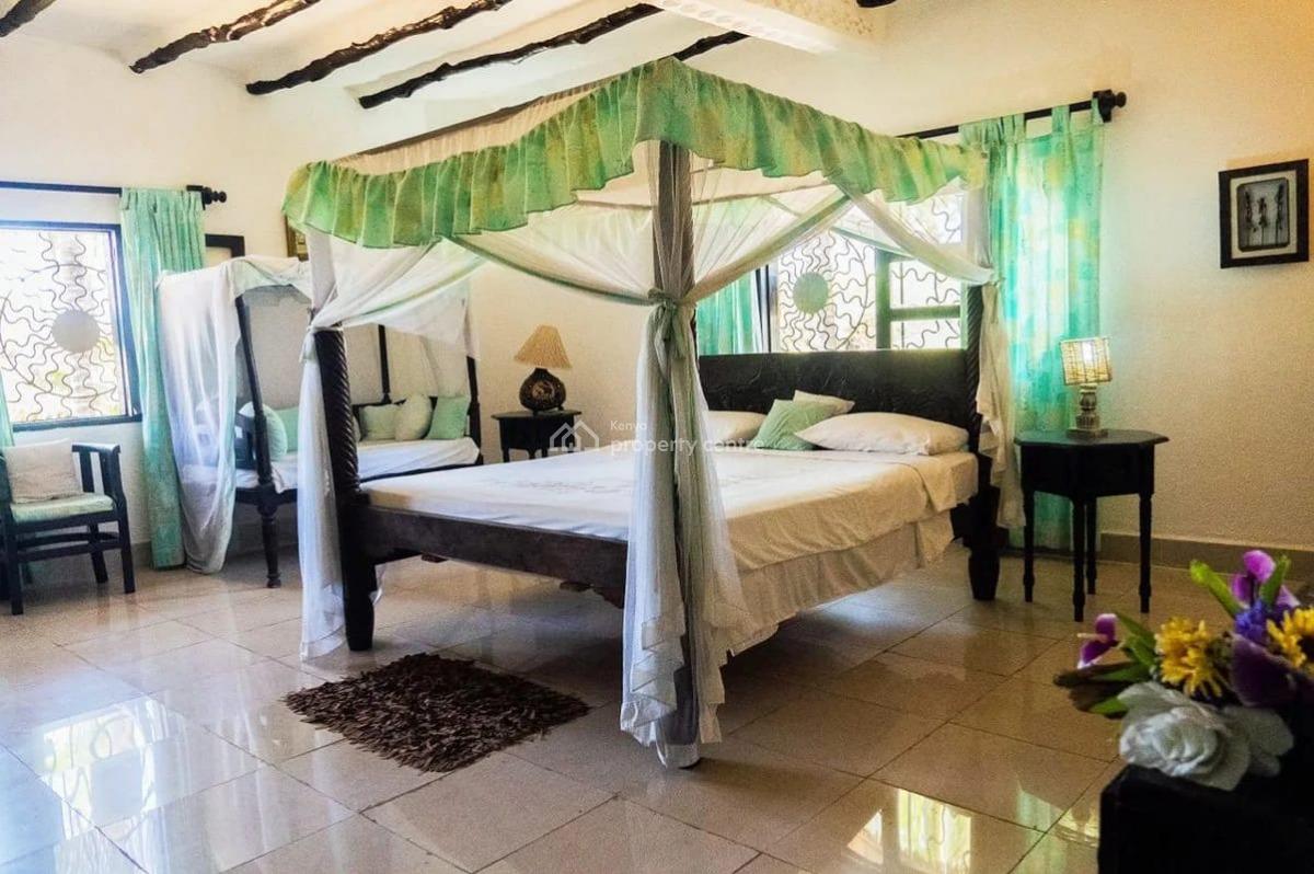 6 Bedroom Fully Furnished, Sitting on 1acre and Quarter Watamu,beach I, Watamu, Watamu, Kilifi, Townhouse for Sale