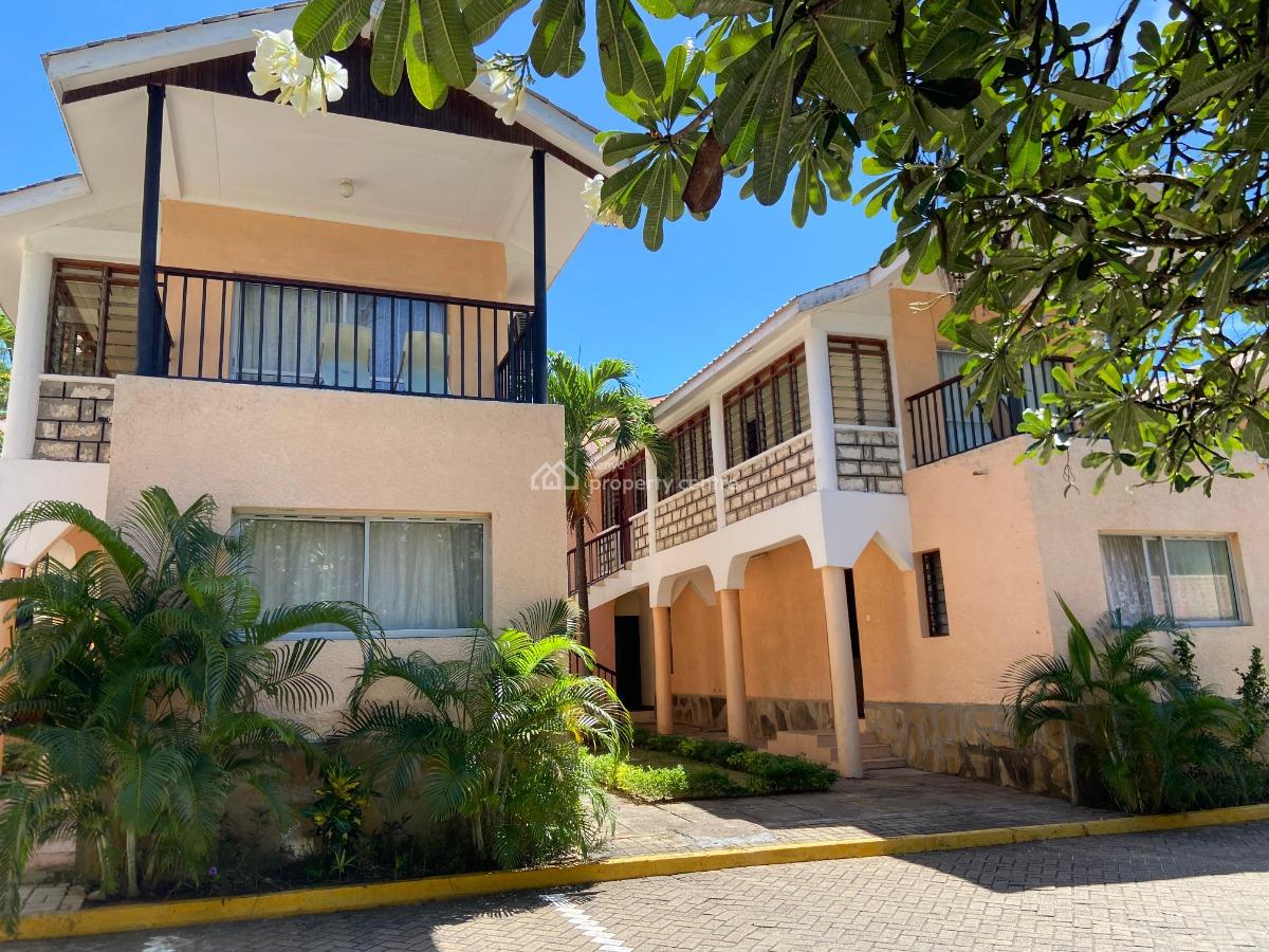 Hotel Villas Near The Beach, Bungalow Road, Nyali Beach Area, Nyali, Mombasa, Hotel / Guest House for Sale