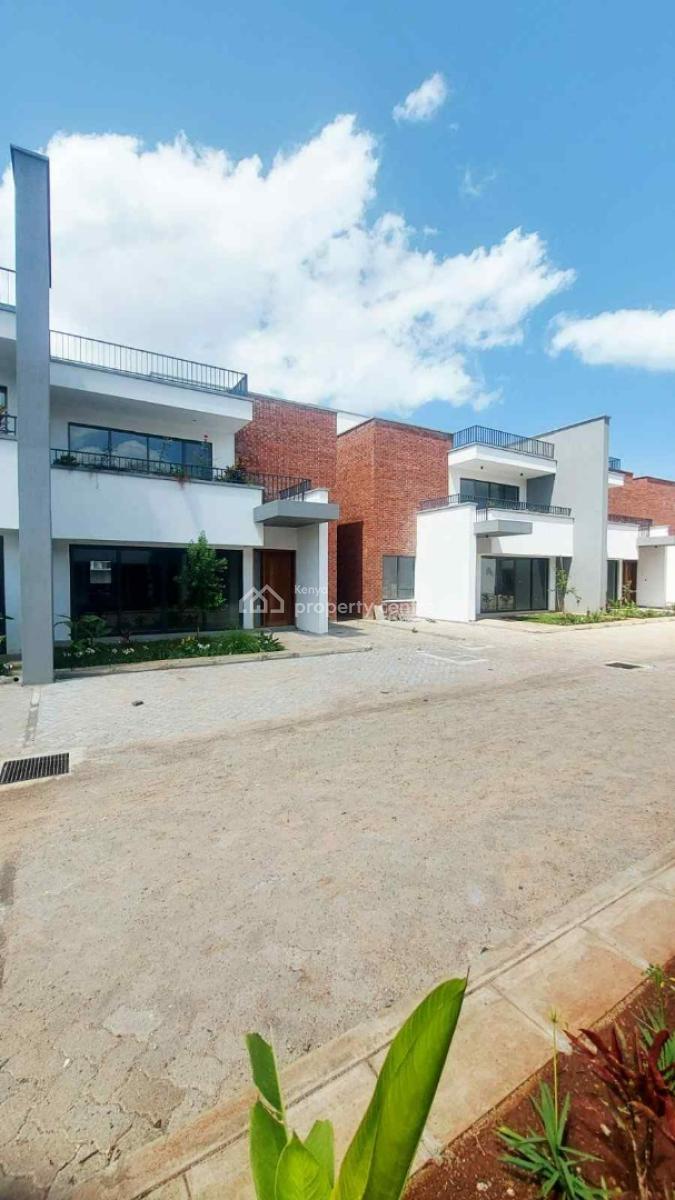 4 Bedroom All Ensuite  Duplex Townhouses with Dsq, Mugumo-ini (langata), Nairobi, Townhouse for Sale