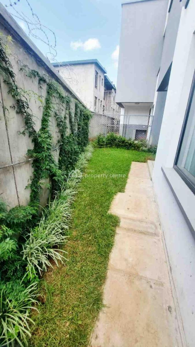 4 Bedroom All Ensuite  Duplex Townhouses with Dsq, Mugumo-ini (langata), Nairobi, Townhouse for Sale