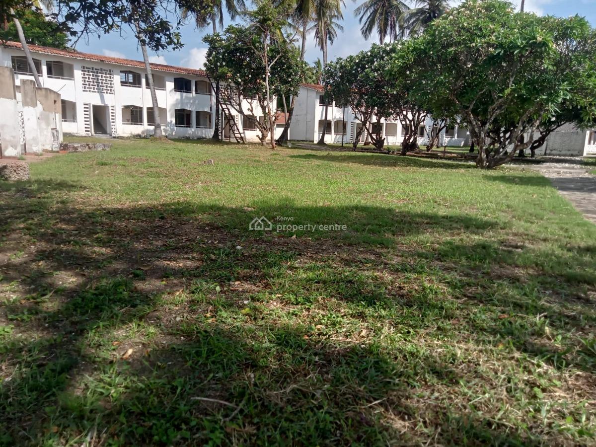 200 Rooms Mombasa Beach Hotel Sitting on a 14 Acres Beachfront Propert, Mombasa, Nyali, Mombasa, Hotel / Guest House for Sale