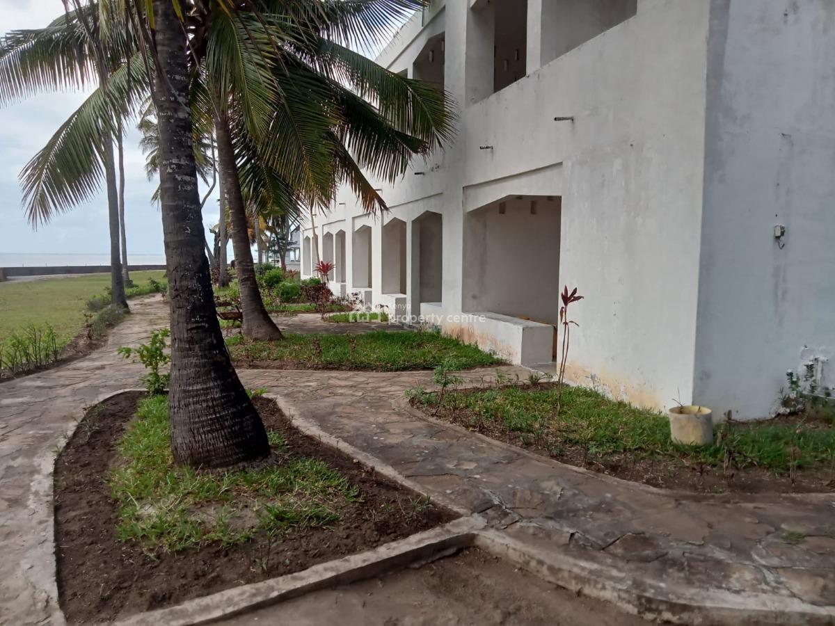 200 Rooms Mombasa Beach Hotel Sitting on a 14 Acres Beachfront Propert, Mombasa, Nyali, Mombasa, Hotel / Guest House for Sale