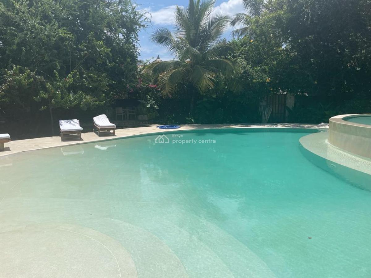 5 Bedrooms Villa Sitting on a Half Acre Beachfront Property I, Diani Beach, Ukunda, Kwale, Townhouse for Sale