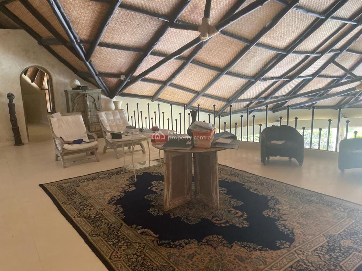 5 Bedrooms Villa Sitting on a Half Acre Beachfront Property I, Diani Beach, Ukunda, Kwale, Townhouse for Sale