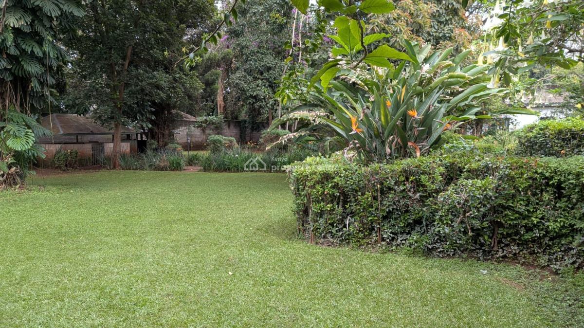 an Elegant 0.75 Acres Flat Land Suitable for Villas/home, Mugumo Road, Lavington, Nairobi, Land for Sale
