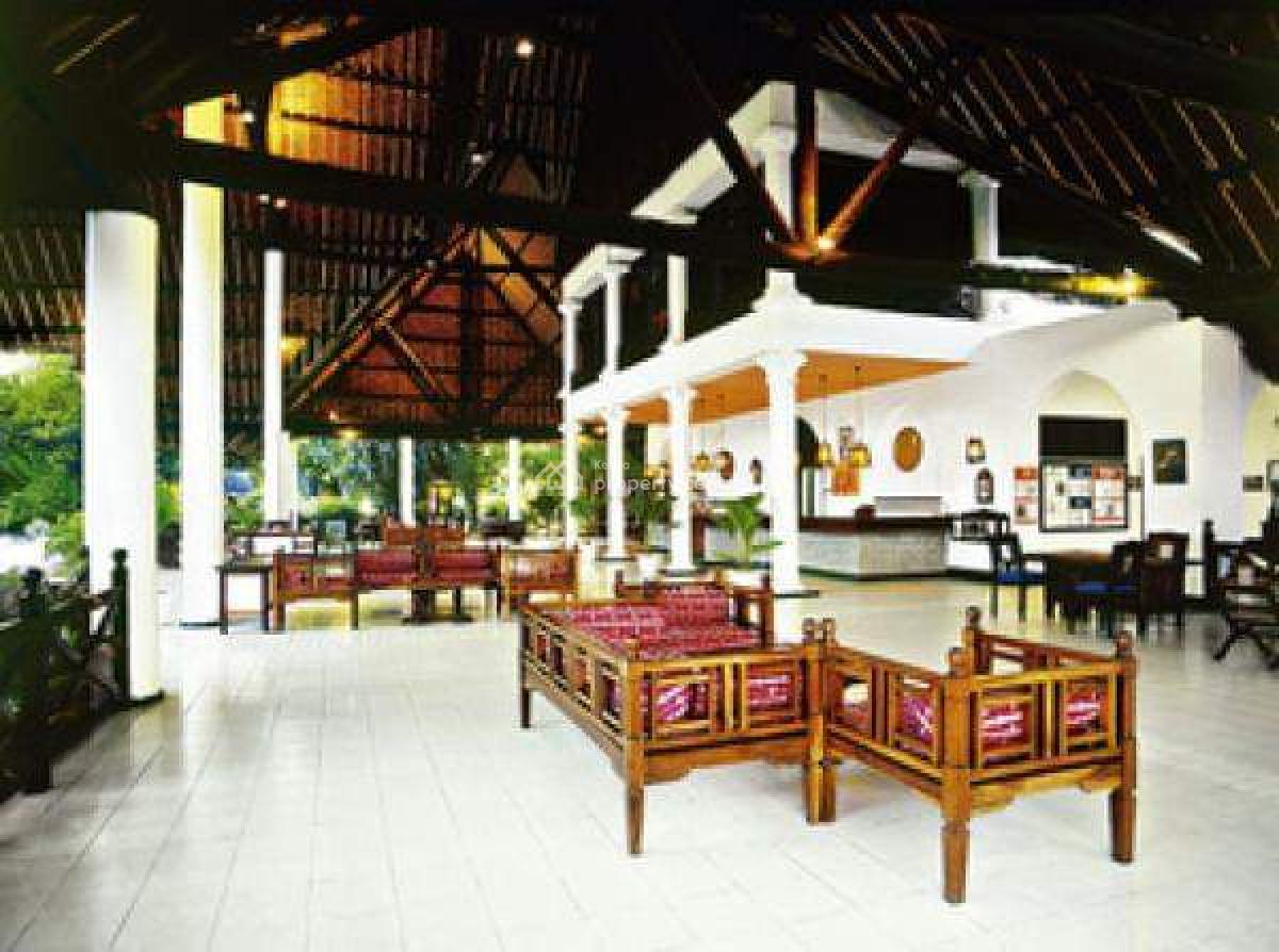4 Star Beach Hotel with 191 Rooms in Diani Beach-kenyan Coast  Sitting, Diani Beach, Ukunda, Kwale, Hotel / Guest House for Sale