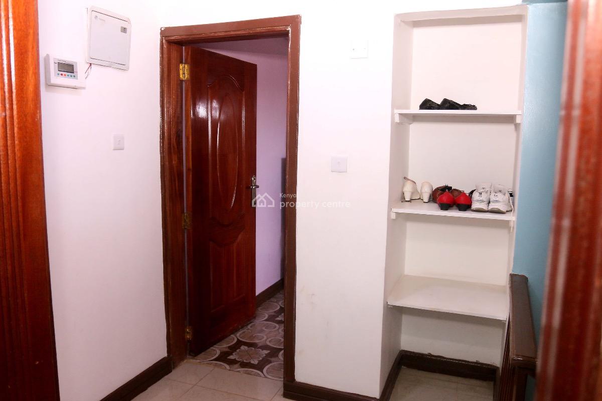 Five Bedroom Stand Alone Townhouse in Ruiru Along Eastern Bypass, Eastern Bypass, Ruiru, Kiambu, Townhouse for Sale