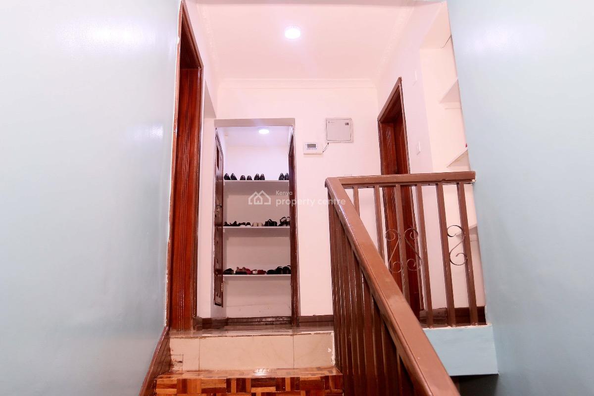 Five Bedroom Stand Alone Townhouse in Ruiru Along Eastern Bypass, Eastern Bypass, Ruiru, Kiambu, Townhouse for Sale