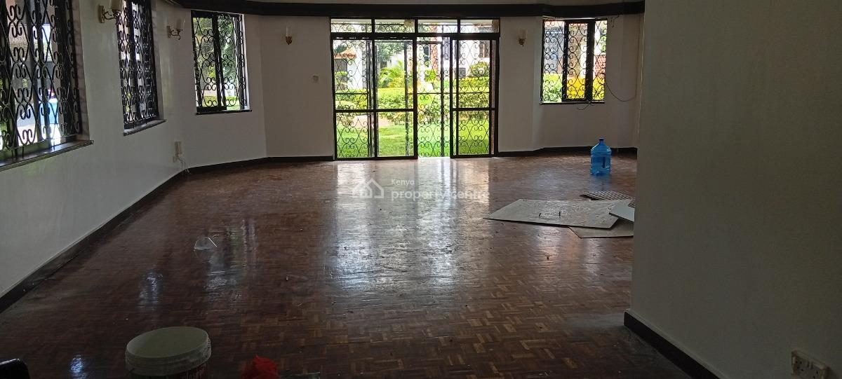 Five (5) Bedroom Two (2) Ensuite Townhouse with a Garden, Kilimani Estate, Kilimani, Nairobi, Townhouse for Rent