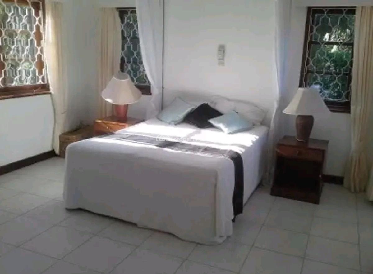 Luxurious 5 Bedroom Villa in Nyali, Mombasa, Nyali, Nyali, Mombasa, House Short Let