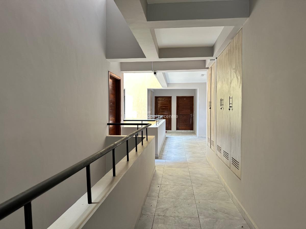 Newly Done 3 Bedroom Apartment in Westlands Near Sarit Center, School Lane, Westlands, Nairobi, Apartment for Rent