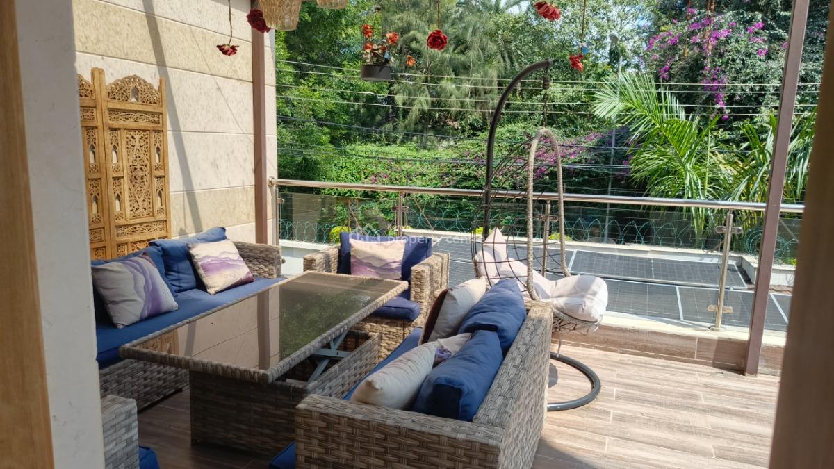 an Executive Spacious 5 Bedroom Townhouse Fully Furnished Plus Dsq, Lavington, Nairobi, House for Sale
