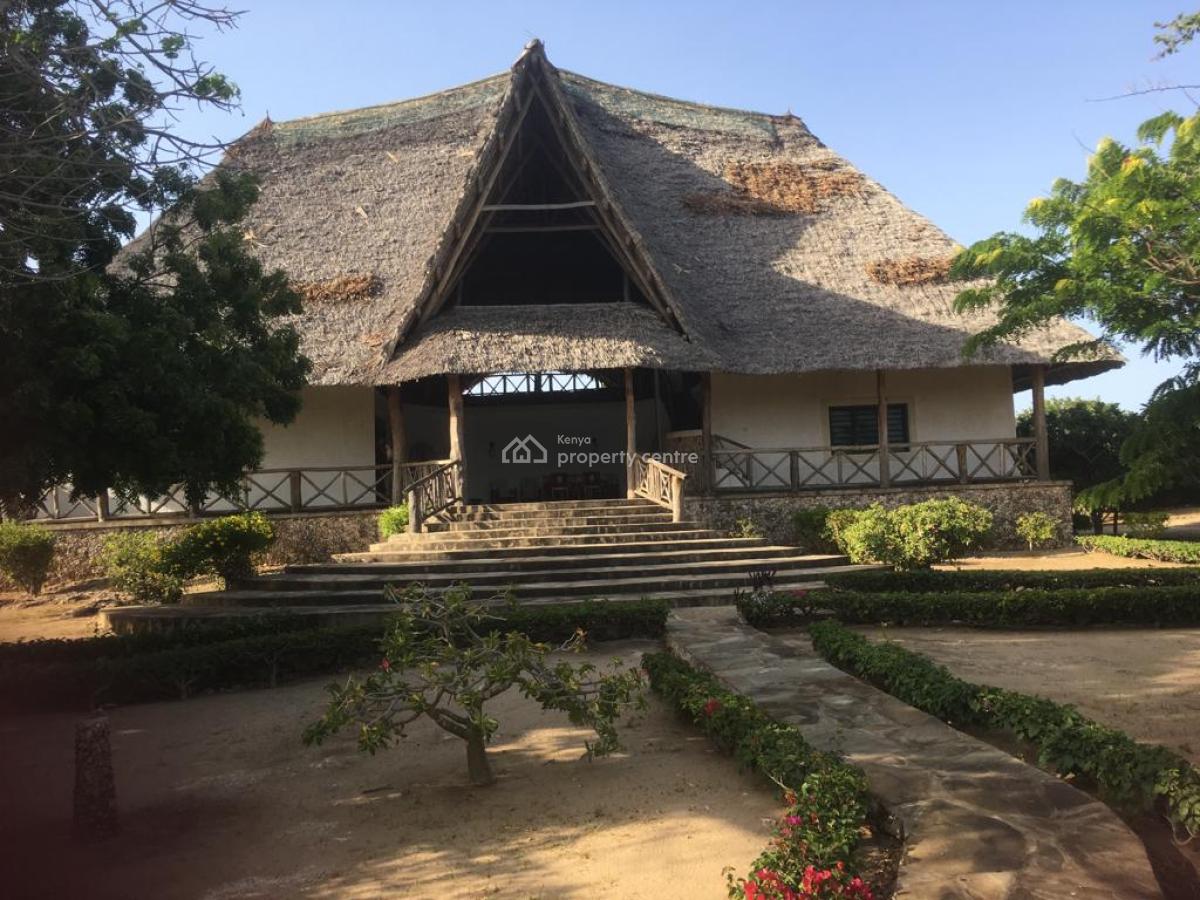 Malindi 3 Bedroom House Ensuite Sitting on 2 Acres, Garage, Undergroun, Malindi Kilifi, Malindi Town, Kilifi, Townhouse for Sale