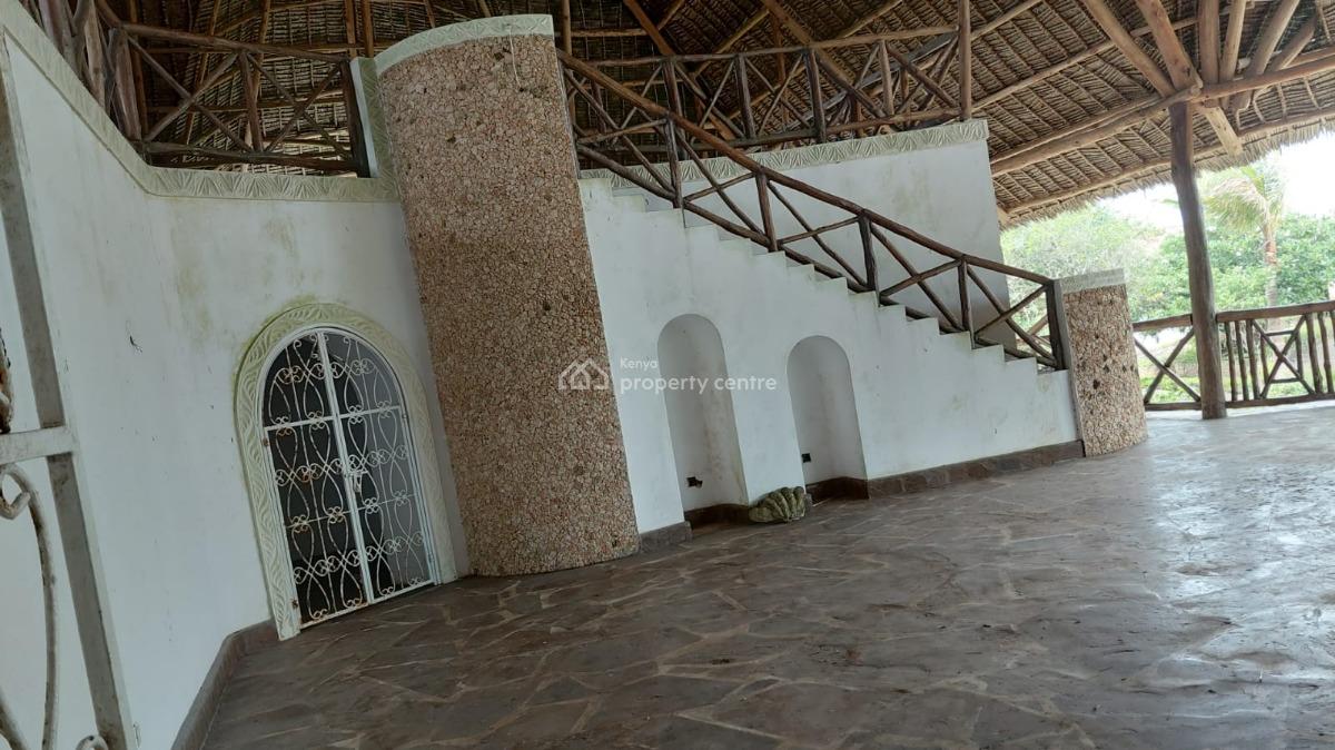 Malindi 3 Bedroom House Ensuite Sitting on 2 Acres, Garage, Undergroun, Malindi Kilifi, Malindi Town, Kilifi, Townhouse for Sale