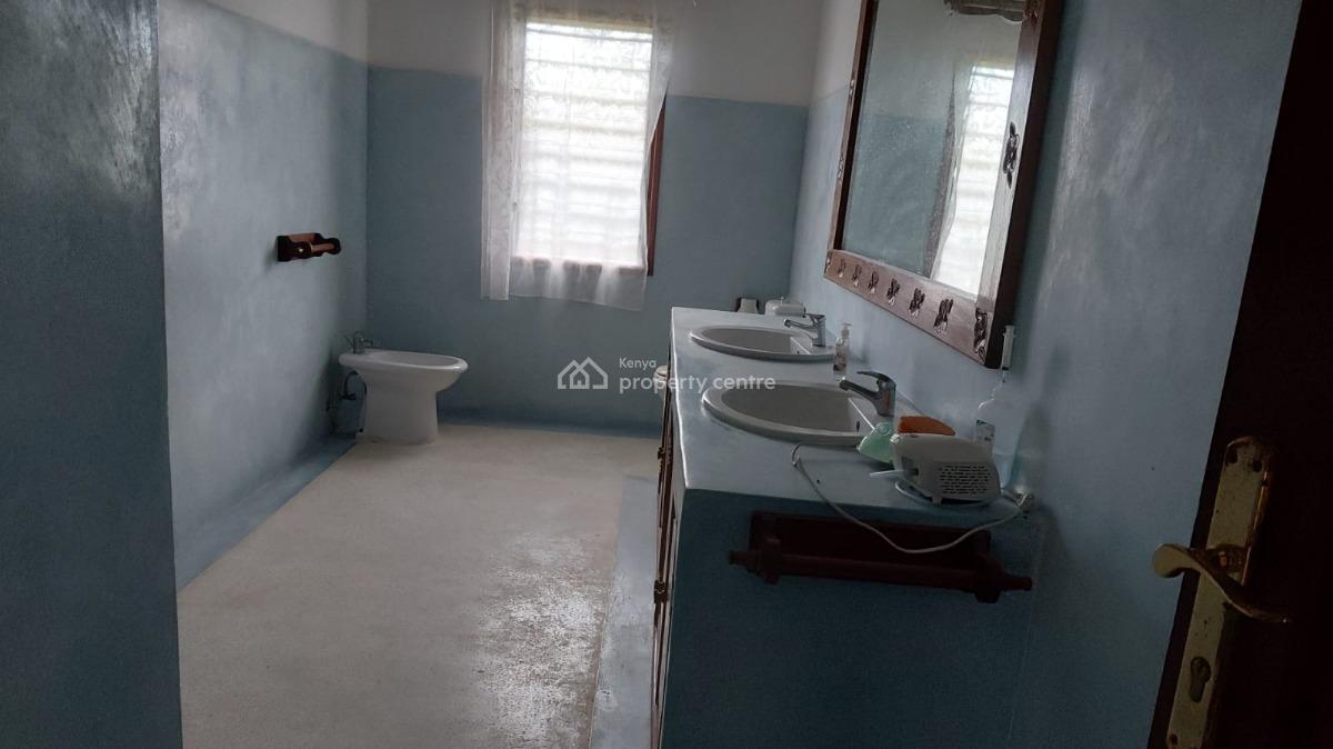 Malindi 3 Bedroom House Ensuite Sitting on 2 Acres, Garage, Undergroun, Malindi Kilifi, Malindi Town, Kilifi, Townhouse for Sale
