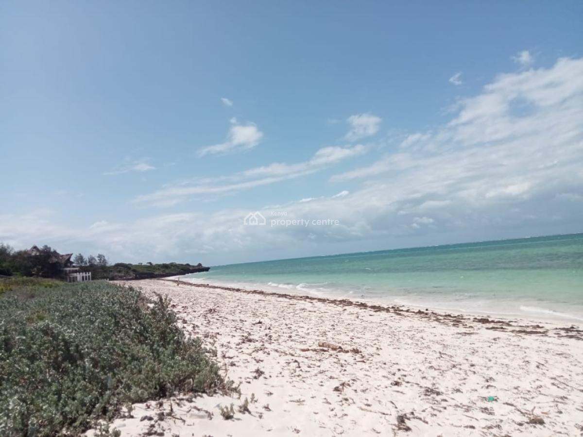 Malindi 3 Bedroom House Ensuite Sitting on 2 Acres, Garage, Undergroun, Malindi Kilifi, Malindi Town, Kilifi, Townhouse for Sale