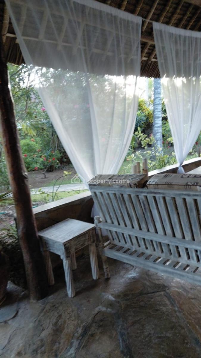4 Bedrooms Sitting on Aquater of Acre Fulfurnished  Located in Watamu, Watamu, Watamu, Kilifi, Townhouse for Sale