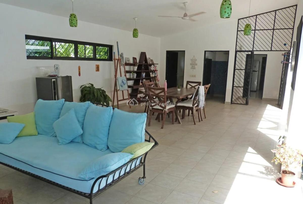 4 Bedrooms Sitting on 1/2 of an Acre Plot with a Very Big Garage for 5, Watamu Kilifi, Watamu, Kilifi, Townhouse for Sale