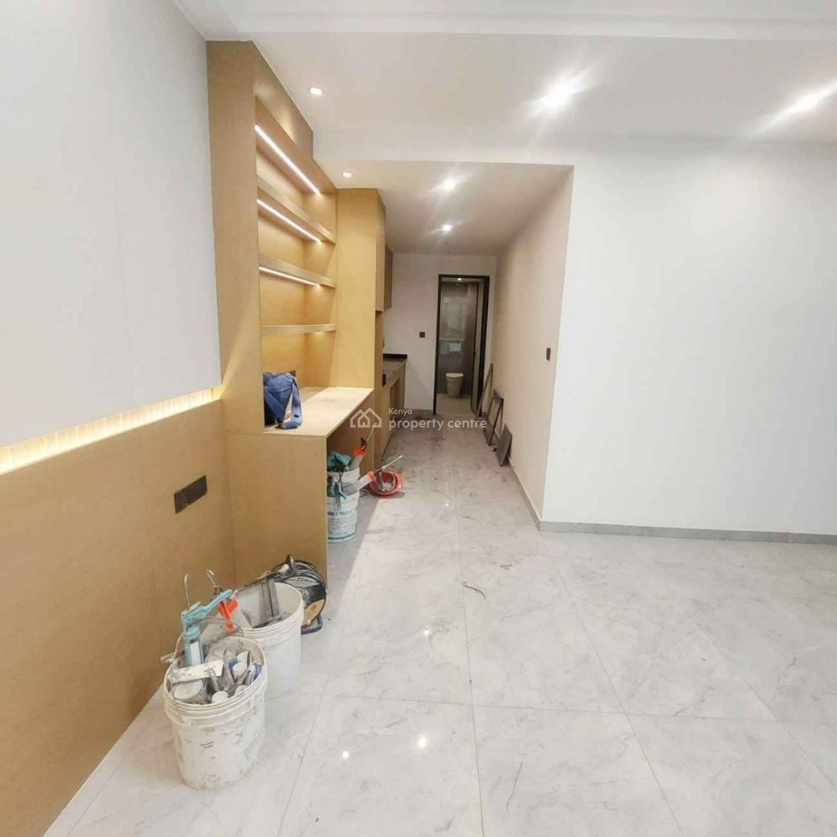 Studio Apartment in Diplomat Residencies, Westlands, Near Westgate Mall, Westlands, Nairobi, Bedsitter (single Room) for Sale