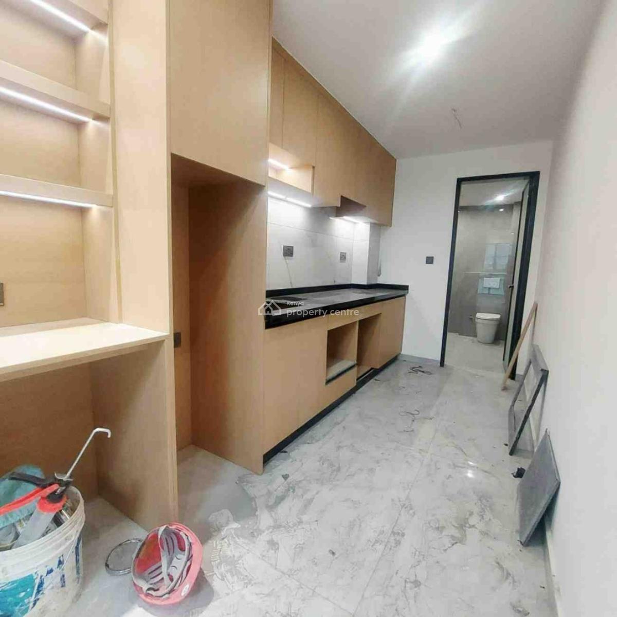 Studio Apartment in Diplomat Residencies, Westlands, Near Westgate Mall, Westlands, Nairobi, Bedsitter (single Room) for Sale