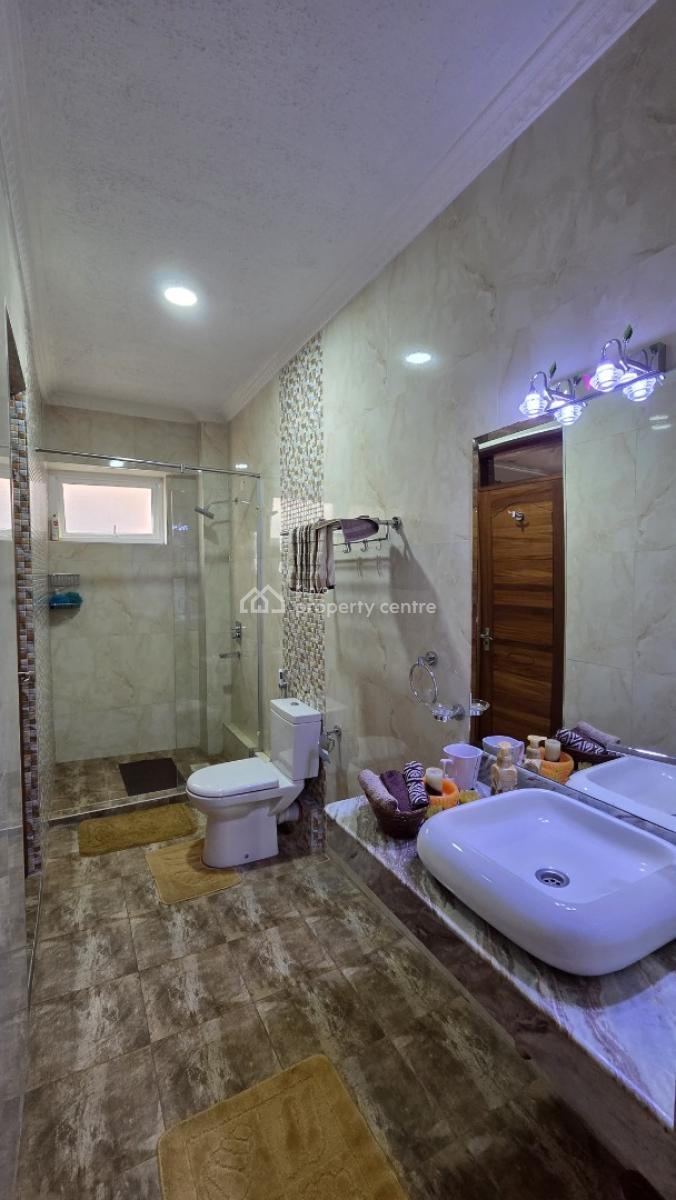 Luxury Fully Furnished Apartment Offering Space Comfort and Elegance, 2nd Parklands Avenue, Parklands, Nairobi, Apartment for Rent