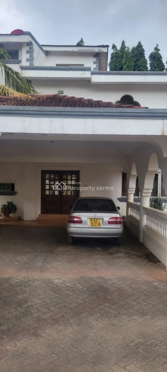 5 Bedrooms with a S/q Massionnatte on a Quarter Acre in Nyali Simba Es, Nyali Mombasa, Nyali, Mombasa, Townhouse for Sale
