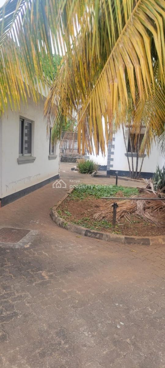 5 Bedrooms with a S/q Massionnatte on a Quarter Acre in Nyali Simba Es, Nyali Mombasa, Nyali, Mombasa, Townhouse for Sale
