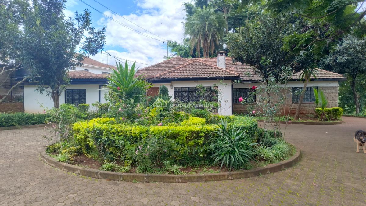 an Elegant 5 Bedrooms Plus 2dsq Stand Alone, Apple Cross, Lavington, Nairobi, Commercial Property for Rent