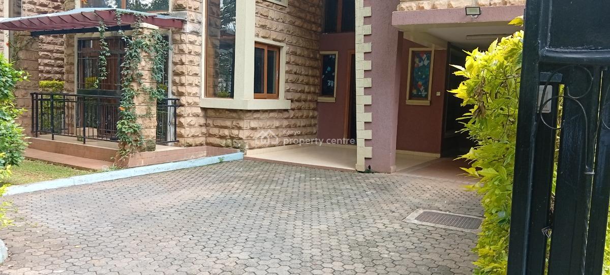 Five (5) Bedroom All Ensuite Townhouse with a Family Room, Lavington, Convent Drive, Lavington, Nairobi, Townhouse for Rent