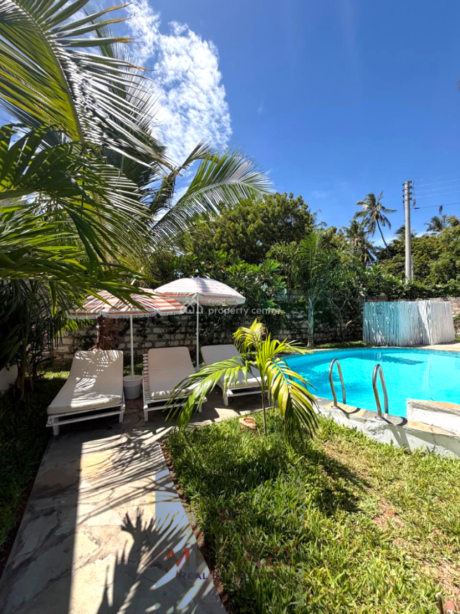 Exclusive Fully Furnished Twin Villa, Turtlebay, Watamu, Kilifi, House for Sale