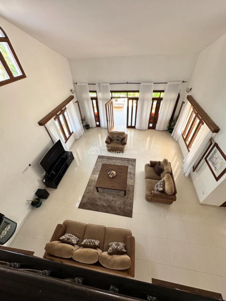 7 Bedrooms Mansion with a Swimming Pool Sitting on a Half Acre Propert, Nyali, Nyali, Mombasa, Townhouse for Sale