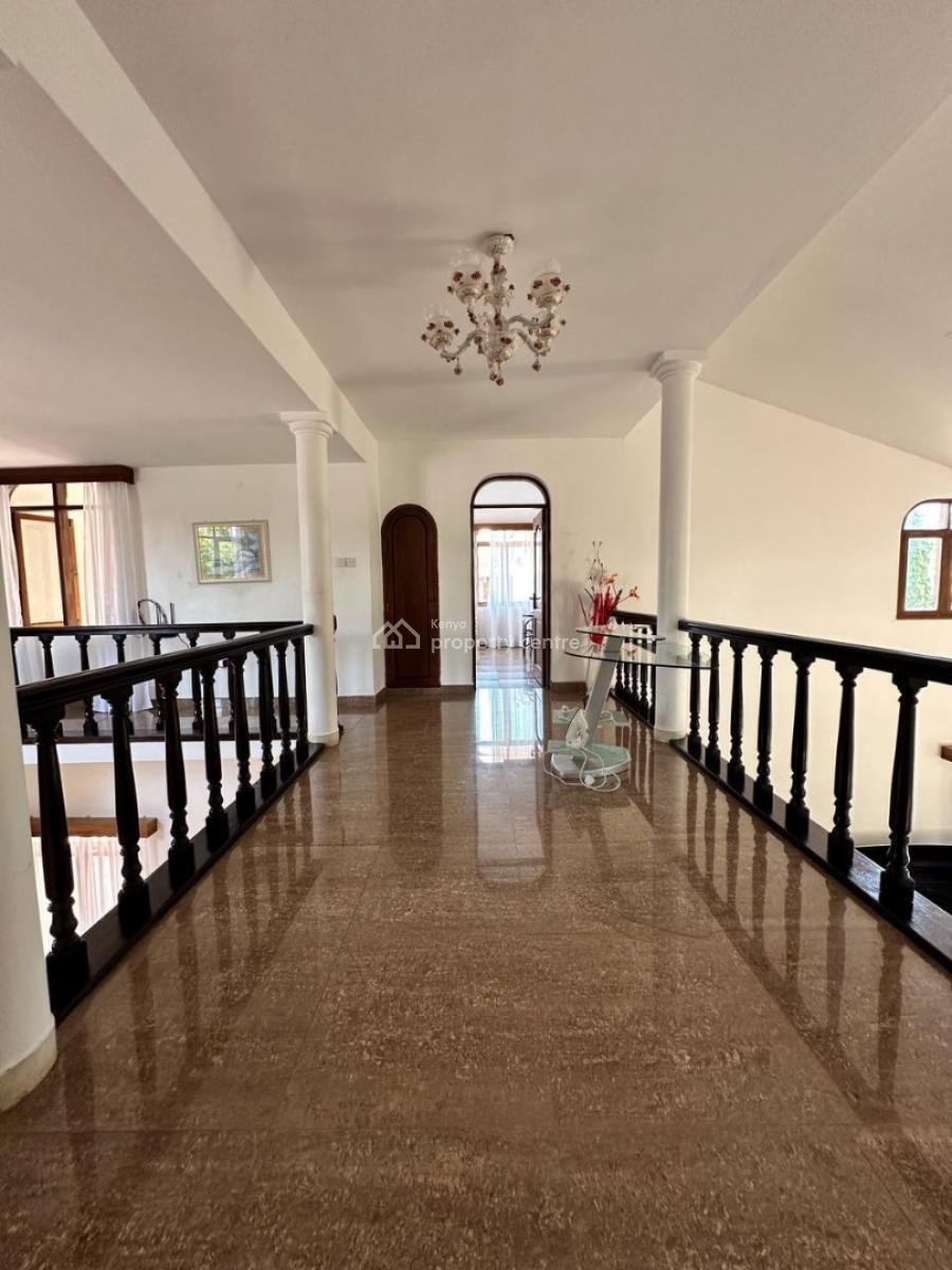 7 Bedrooms Mansion with a Swimming Pool Sitting on a Half Acre Propert, Nyali, Nyali, Mombasa, Townhouse for Sale
