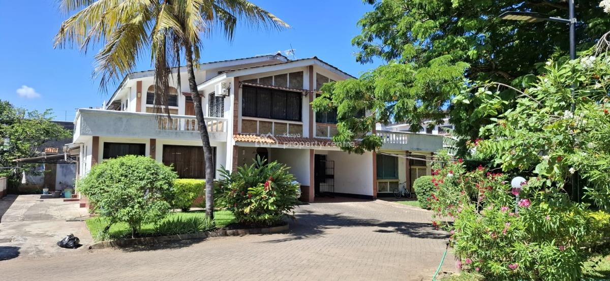 4 Bedrooms Maisonette Sitting on a 50 By 100 Plot with a Swimming Pool, Nyali Mombasa, Nyali, Mombasa, Townhouse for Sale