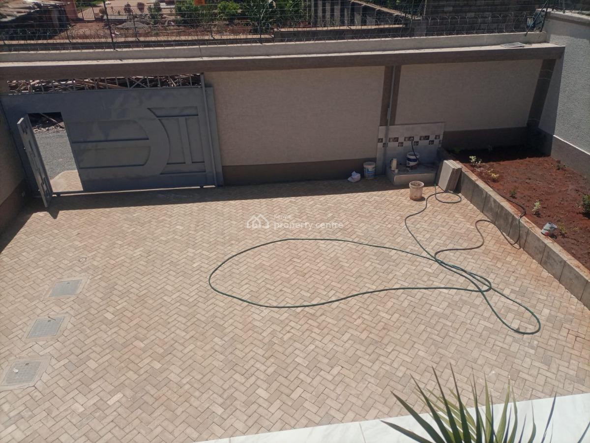 4 Bedroom Hse All Ensuite in a Controlled Estate Along Thika Super Hig, Ruiru, Ruiru, Kiambu, Townhouse for Sale