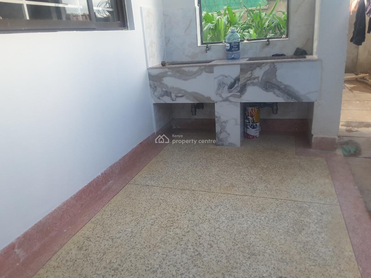 Stunning 4 Br Roofless House Plus Sqs, Kandisi Rd, Rimpa, Ongata Rongai, Kajiado, Townhouse for Sale
