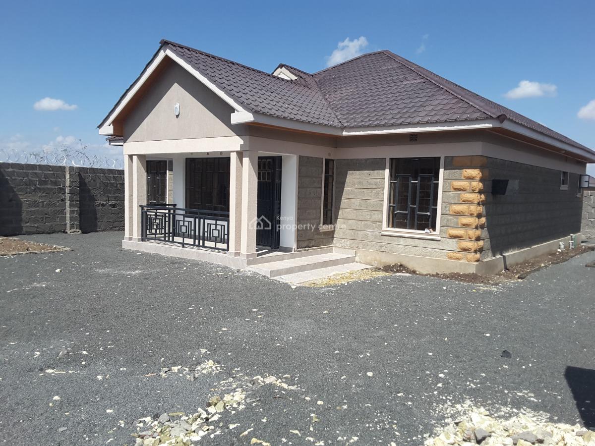 Lovely 3 Br Houses  in Gated Community, Namanga Rd, Kitengela, Kajiado, Detached Bungalow for Sale
