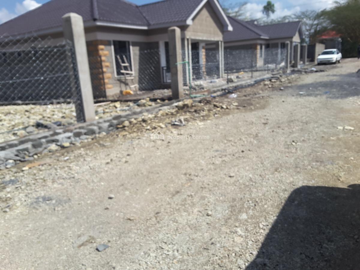 Lovely 3 Br Houses  in Gated Community, Namanga Rd, Kitengela, Kajiado, Detached Bungalow for Sale