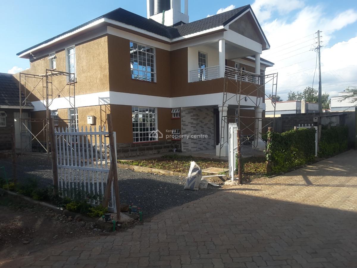 Lovely 4 Br House Plus Sqs in Excellent Location, Kandisi Rd, Rimpa, Ongata Rongai, Kajiado, Townhouse for Sale