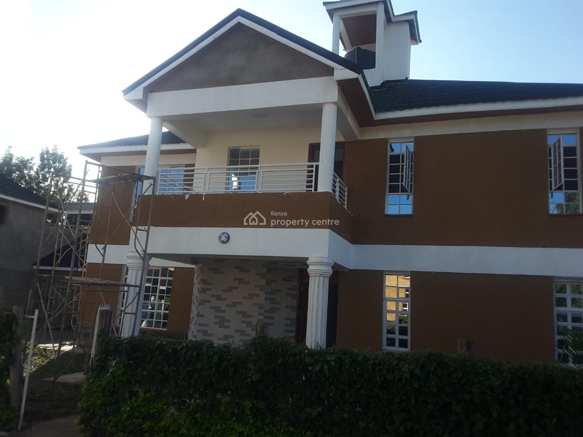 Lovely 4 Br House Plus Sqs in Excellent Location, Kandisi Rd, Rimpa, Ongata Rongai, Kajiado, Townhouse for Sale