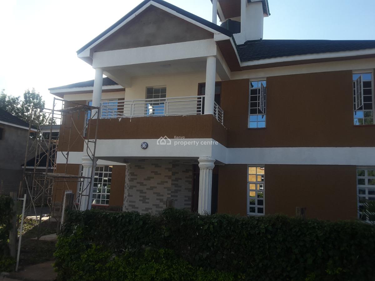 Lovely 4 Br House Plus Sqs in Excellent Location, Kandisi Rd, Rimpa, Ongata Rongai, Kajiado, Townhouse for Sale