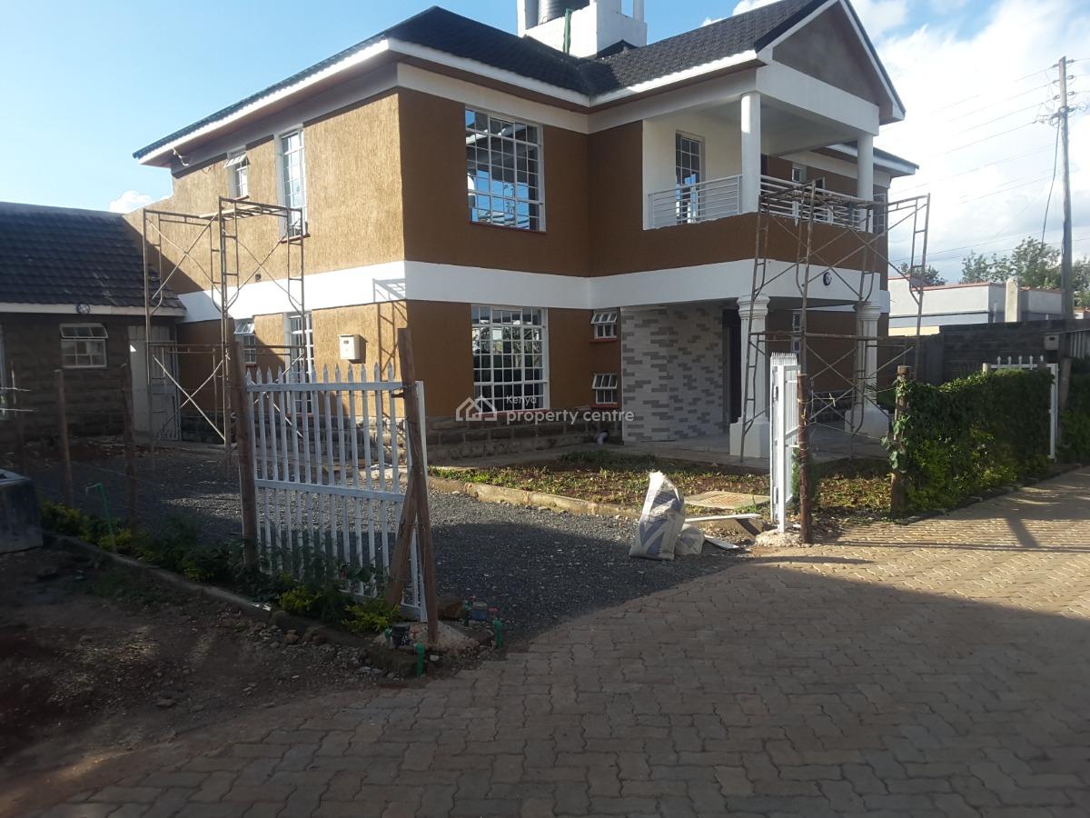 Lovely 4 Br House Plus Sqs in Excellent Location, Kandisi Rd, Rimpa, Ongata Rongai, Kajiado, Townhouse for Sale