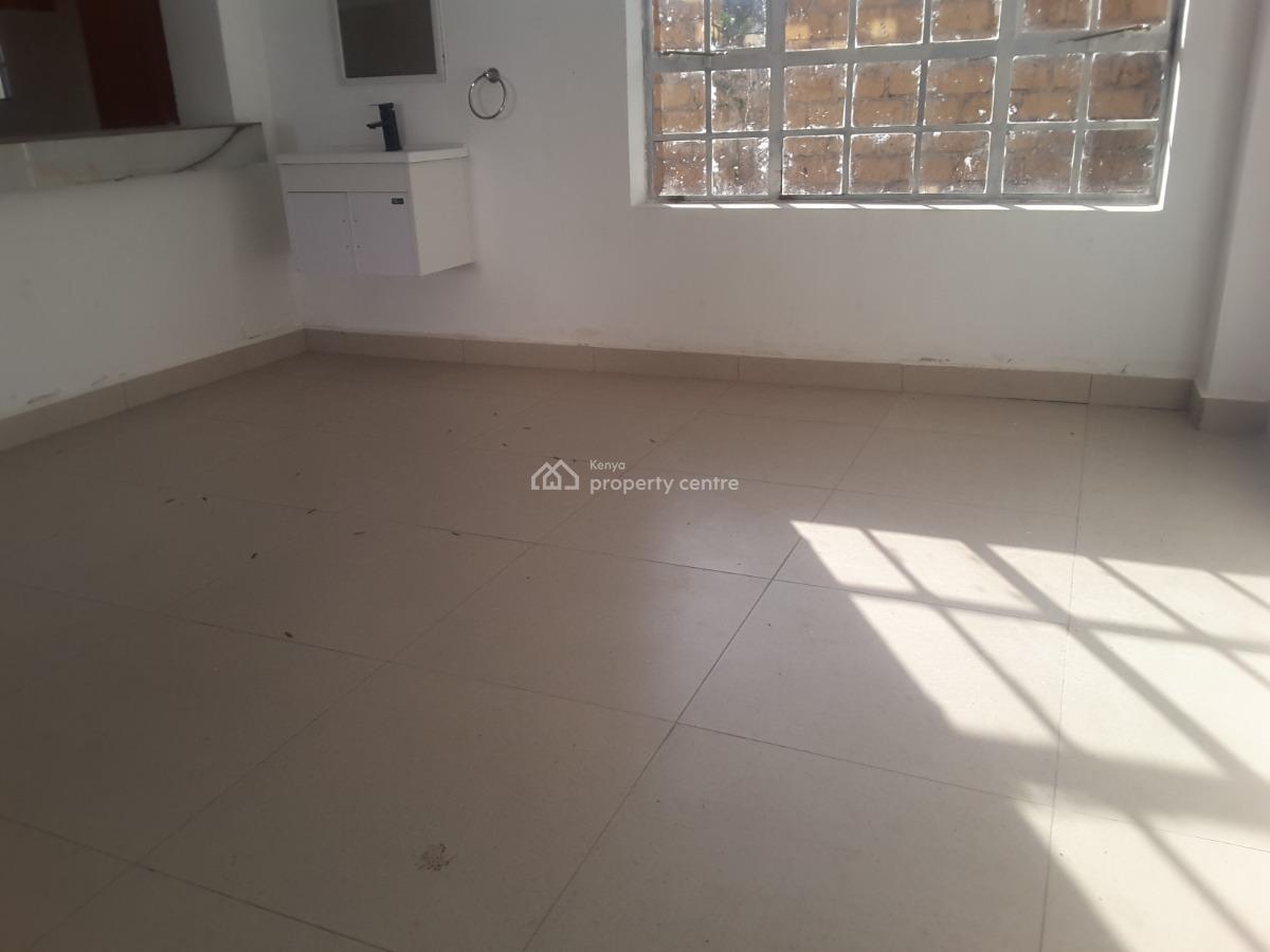 Lovely 4 Br House Plus Sqs in Excellent Location, Kandisi Rd, Rimpa, Ongata Rongai, Kajiado, Townhouse for Sale