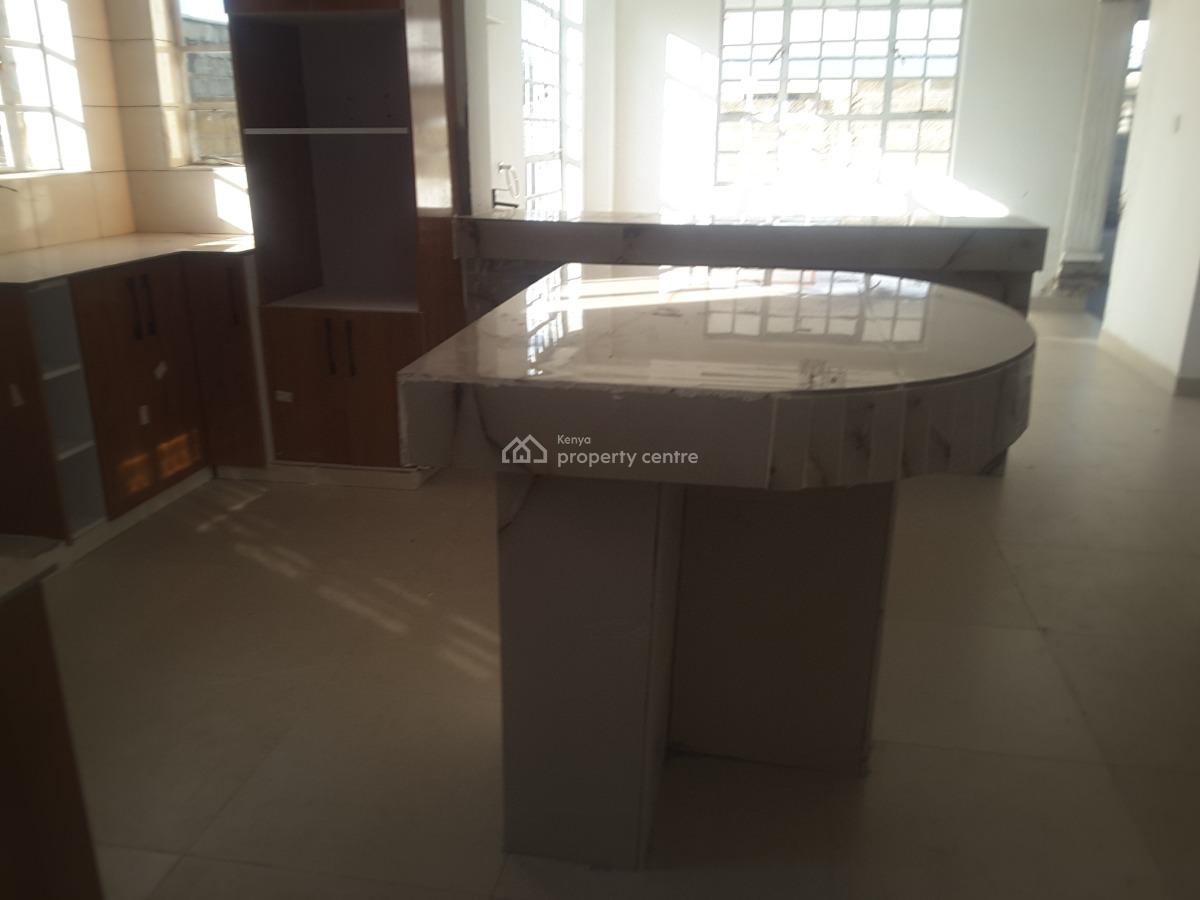 Lovely 4 Br House Plus Sqs in Excellent Location, Kandisi Rd, Rimpa, Ongata Rongai, Kajiado, Townhouse for Sale