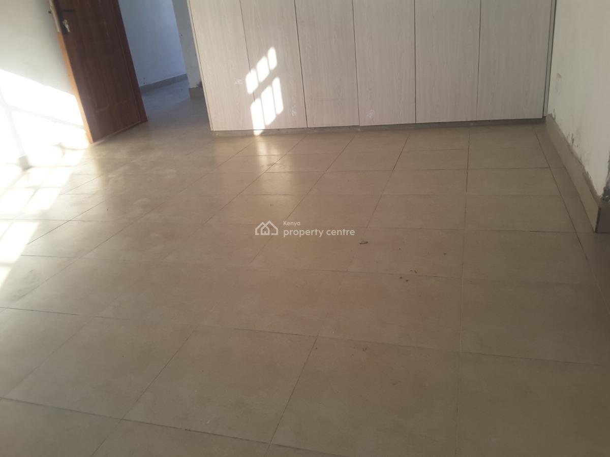 Lovely 4 Br House Plus Sqs in Excellent Location, Kandisi Rd, Rimpa, Ongata Rongai, Kajiado, Townhouse for Sale